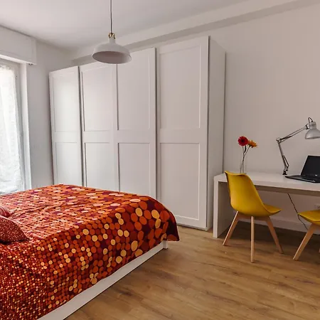 Comodo E Accogliente A 2 Passi Dalla Metro C Mirti Apartament